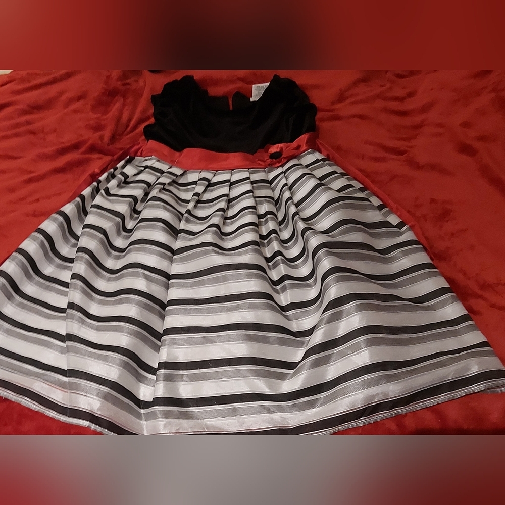 **3 Listings For $20**               Charming Black and White Striped Kids Dress